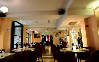 Restaurant Villa Dondelli Paris