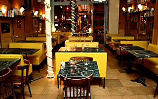 Restaurant L'Eté en Pente Douce  Paris