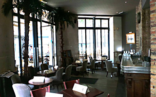 Restaurant L'Inédit Café Paris